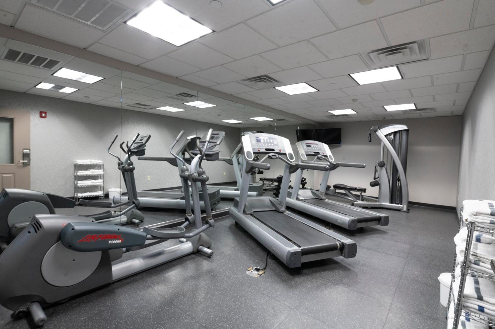 Country Inn & Suites By Radisson, Harrisburg - Hershey West, Pa ภายนอก รูปภาพ