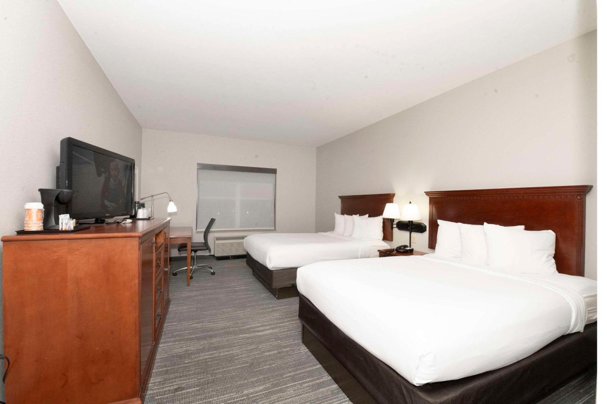 Country Inn & Suites By Radisson, Harrisburg - Hershey West, Pa ภายนอก รูปภาพ