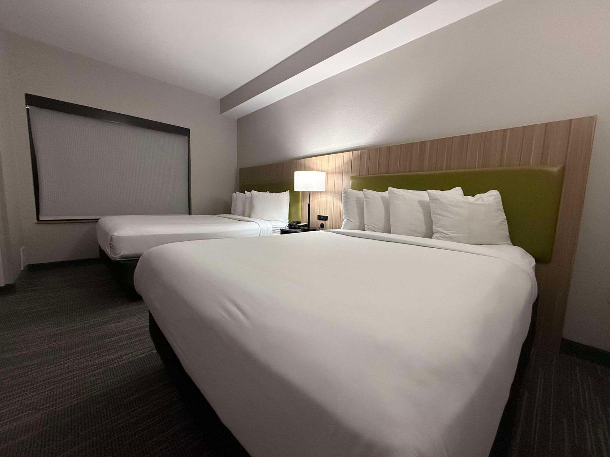 Country Inn & Suites By Radisson, Harrisburg - Hershey West, Pa ภายนอก รูปภาพ