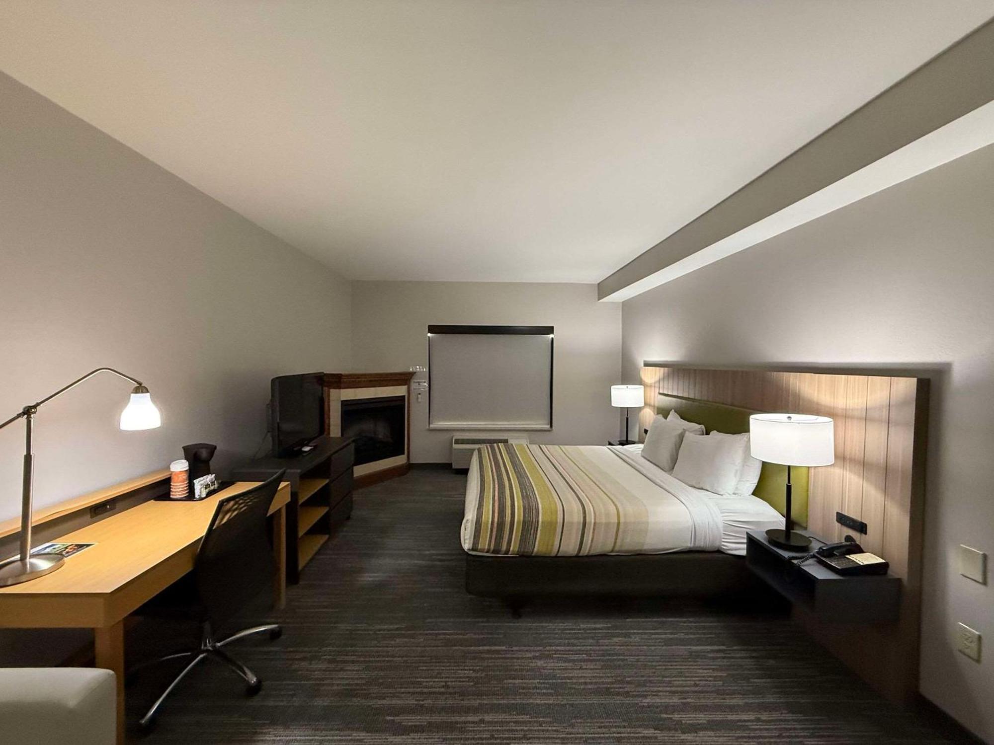 Country Inn & Suites By Radisson, Harrisburg - Hershey West, Pa ภายนอก รูปภาพ